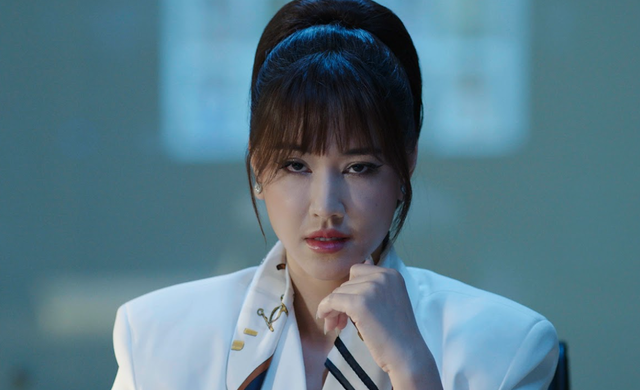 4 người đẹp Việt đ&oacute;ng phim về g&oacute;c khuất đời sống hoa hậu - Ảnh 3.