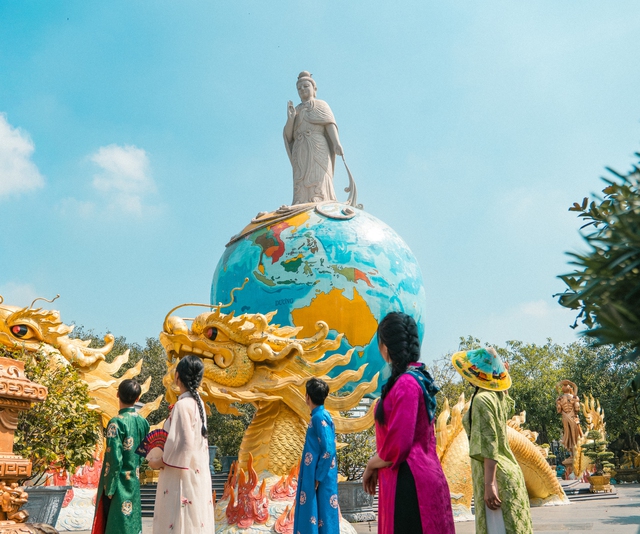 Lễ hội m&ugrave;a xu&acirc;n Suối Ti&ecirc;n 2026 - Tết người Việt, k&yacute; ức trăm năm- Ảnh 2.