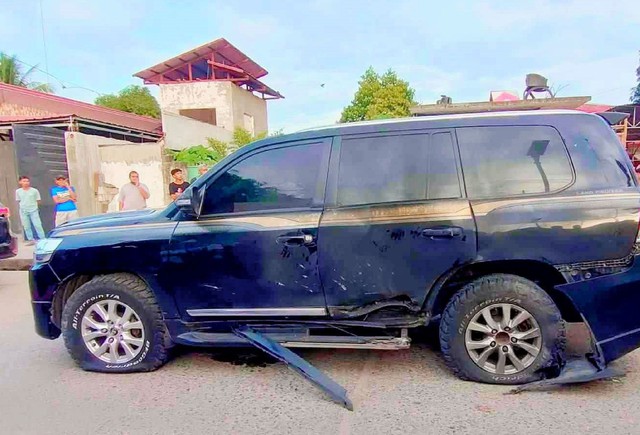 Thị trưởng Philippines tho&aacute;t chết sau vụ mưu s&aacute;t bằng s&uacute;ng chống tăng - Ảnh 3.