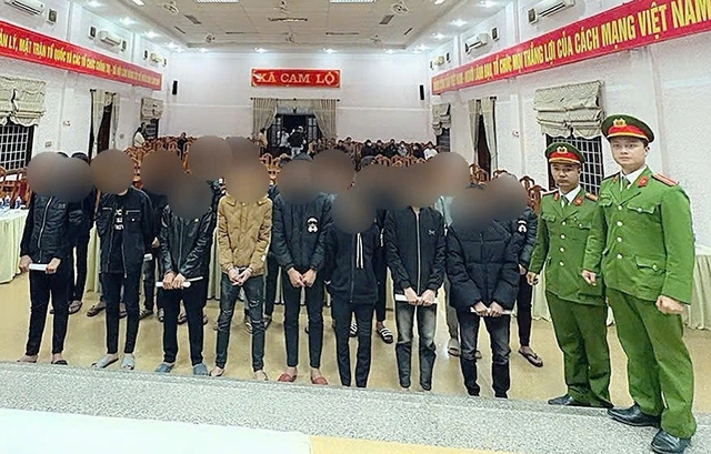 Quảng Trị: Khởi tố 9 bị can d&ugrave;ng hung kh&iacute; để giải quyết m&acirc;u thuẫn- Ảnh 1.