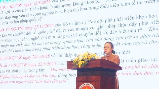 Sở GD-ĐT TP.HCM tiếp tục chỉ đạo về chương tr&igrave;nh nh&agrave; trường - Ảnh 1.