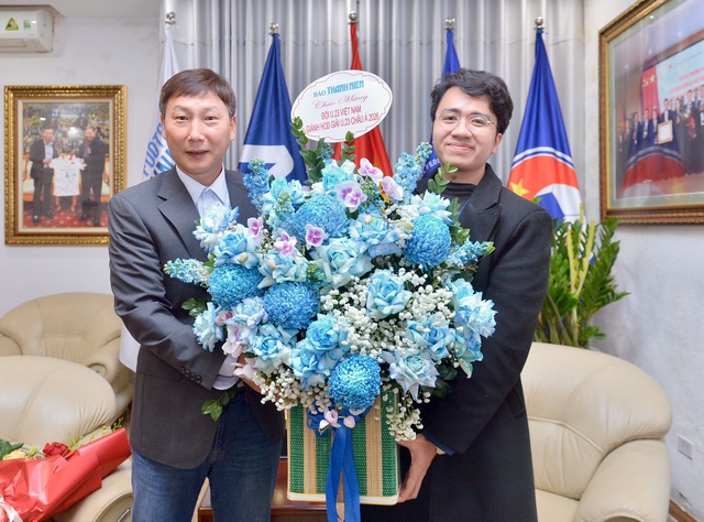 Bí quyết U.23 Việt Nam thắng Hàn Quốc và Ả Rập Xê Út là gì, HLV Kim Sang-sik lần đầu tiết lộ- Ảnh 1. Bí quyết U.23 Việt Nam thắng Hàn Quốc và Ả Rập Xê Út là gì, HLV Kim Sang-sik lần đầu tiết lộ- Ảnh 1.