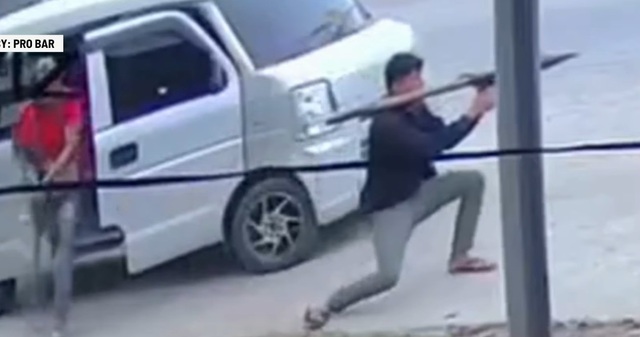 Thị trưởng Philippines tho&aacute;t chết sau vụ mưu s&aacute;t bằng s&uacute;ng chống tăng - Ảnh 1.