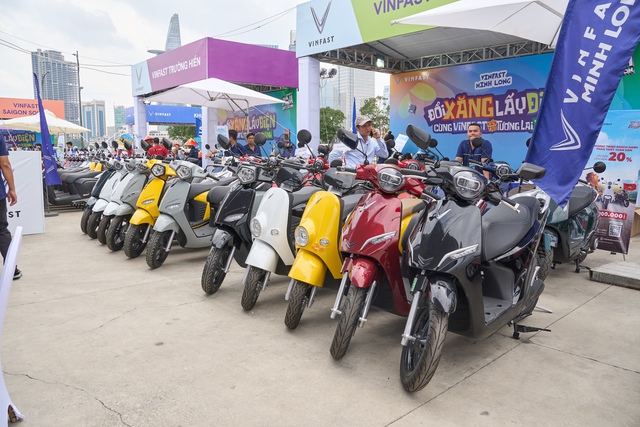 Hơn 406.000 xe m&aacute;y điện VinFast b&aacute;n trong năm 2025: Người Việt chuộng d&ograve;ng n&agrave;o? - Ảnh 2.