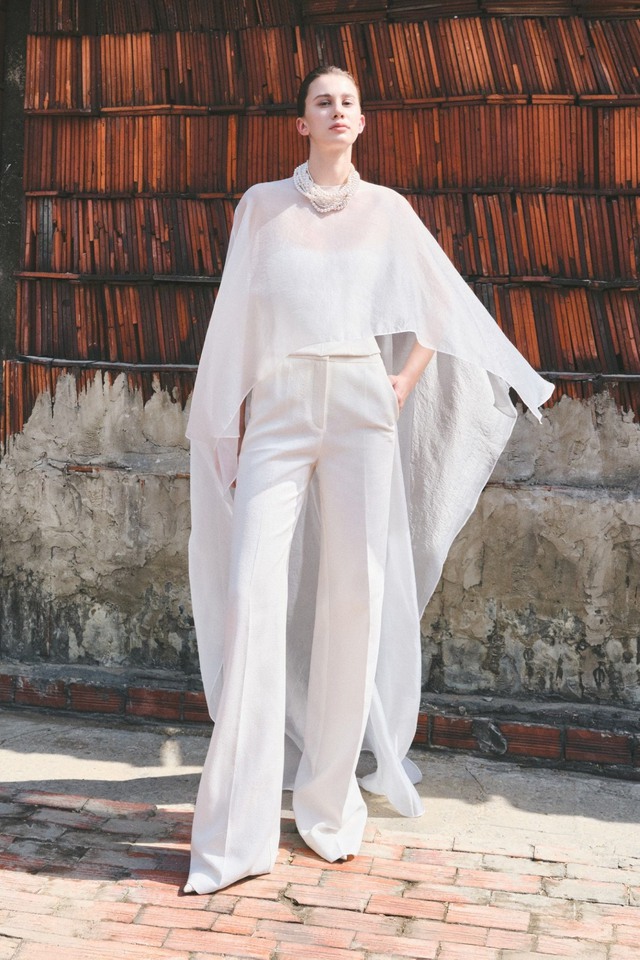 Voan mỏng layer áo corset, tôn lên nét gợi cảm lôi cuốn - Ảnh 7.