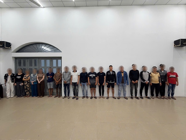 Đ&aacute;nh người d&atilde; man ở H&oacute;c M&ocirc;n: C&ocirc;ng an TP.HCM l&agrave;m r&otilde; đối với hơn 20 người- Ảnh 1.