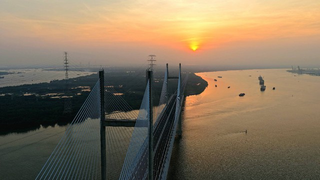 Mặt trời vừa 'phun tr&agrave;o k&eacute;p' rực lửa: B&atilde;o mặt trời h&ocirc;m nay 28.1 c&oacute; nghi&ecirc;m trọng? - Ảnh 2.