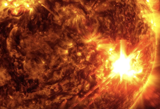 Mặt trời vừa 'phun tr&agrave;o k&eacute;p' rực lửa: B&atilde;o mặt trời h&ocirc;m nay 28.1 c&oacute; nghi&ecirc;m trọng? - Ảnh 1.