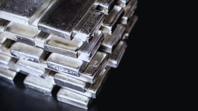 Trong v&ograve;ng xo&aacute;y của gi&aacute; bạc, đ&acirc;u l&agrave; 10 quốc gia sản xuất bạc lớn nhất thế giới - Ảnh 2.