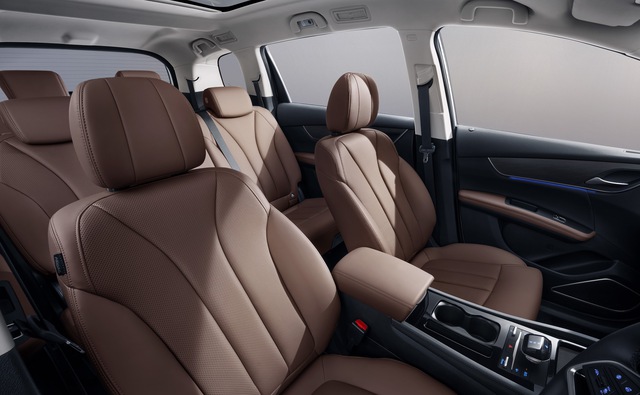 ‘Giải mã’ BYD M6: Phù hợp cho gia đình, hiệu quả khi kinh doanh xe dịch vụ- Ảnh 4. ‘Giải mã’ BYD M6: Phù hợp cho gia đình, hiệu quả khi kinh doanh xe dịch vụ- Ảnh 4.