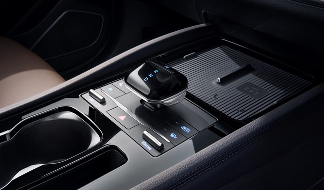 ‘Giải mã’ BYD M6: Phù hợp cho gia đình, hiệu quả khi kinh doanh xe dịch vụ- Ảnh 5. ‘Giải mã’ BYD M6: Phù hợp cho gia đình, hiệu quả khi kinh doanh xe dịch vụ- Ảnh 5.