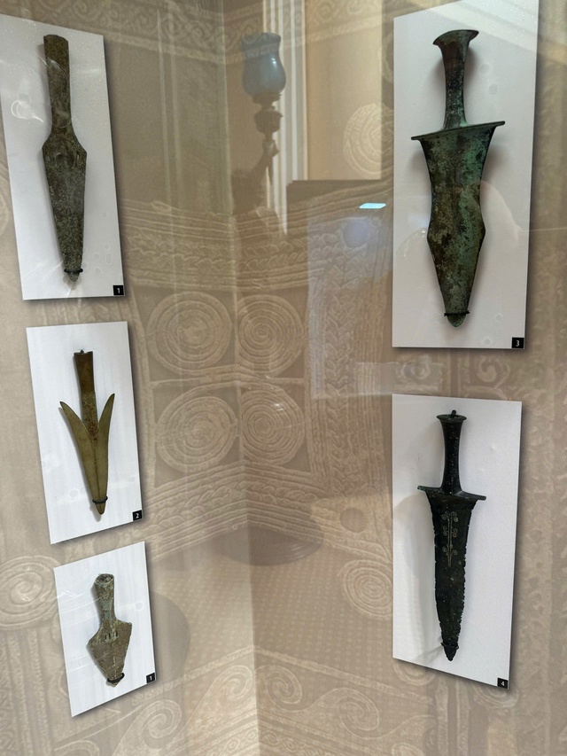 Vũ kh&iacute; đ&aacute;nh giặc của người Việt cổ thời Đ&ocirc;ng Sơn c&aacute;ch nay tr&ecirc;n 2.000 năm- Ảnh 10.