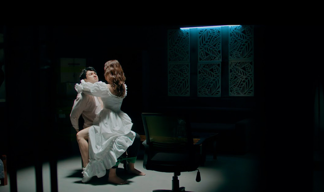 V&igrave; sao vai diễn của Lan Phương chưa l&ecirc;n s&oacute;ng đ&atilde; g&acirc;y sốc? - Ảnh 1.