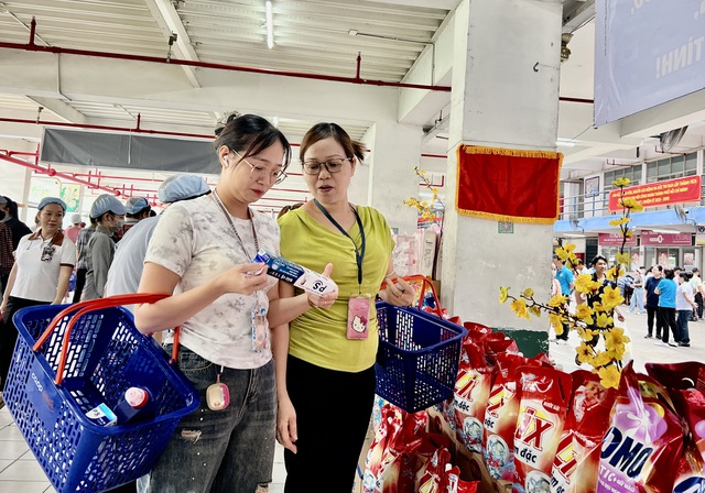 Thưởng tết nhiều hơn nhờ giảm thuế- Ảnh 2.