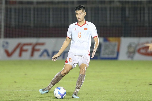 Ca phẫu thuật của Hiểu Minh phức tạp nhưng đ&atilde; th&agrave;nh c&ocirc;ng, cần 10 th&aacute;ng hồi phục- Ảnh 3.