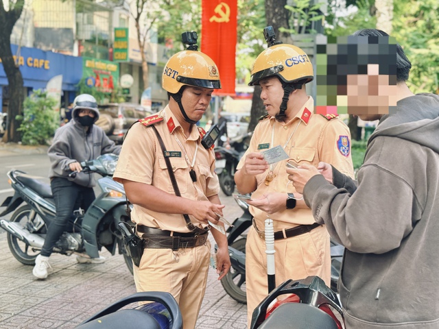 Biển số bị che khuất: Trường hợp nào không bị CSGT xử phạt?- Ảnh 4. Biển số bị che khuất: Trường hợp nào không bị CSGT xử phạt?- Ảnh 4.