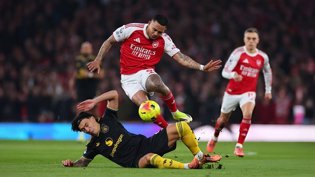 NBA v&agrave; UFC c&ugrave;ng Ngoại hạng Anh: 3 '&ocirc;ng lớn' thể thao đ&atilde; c&oacute; mặt tr&ecirc;n FPT Play- Ảnh 3.