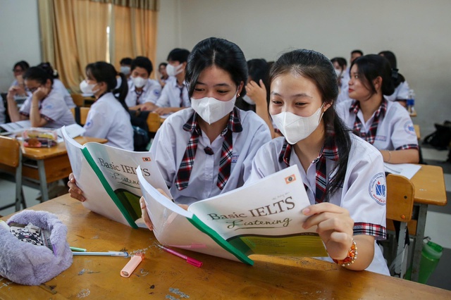 Tuyển sinh ĐH 2026: Xét học bạ kèm điều kiện, điều chỉnh điểm cộng - Ảnh 1.