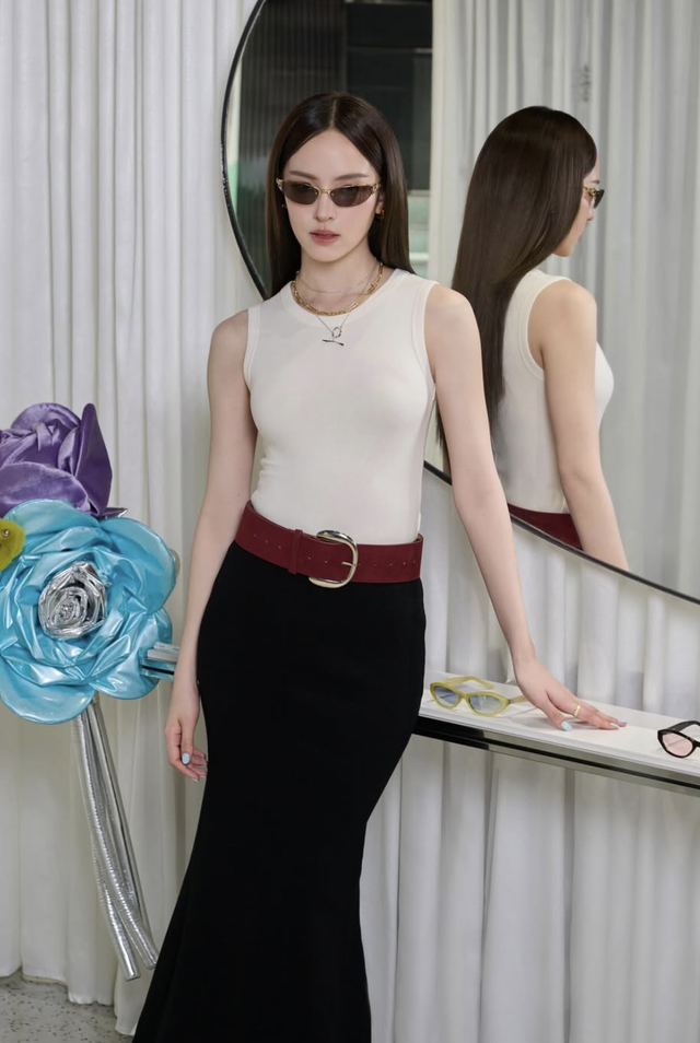 Áo tank top tôn dáng tinh tế cho nàng yêu vẻ đẹp gọn gàng  - Ảnh 4.