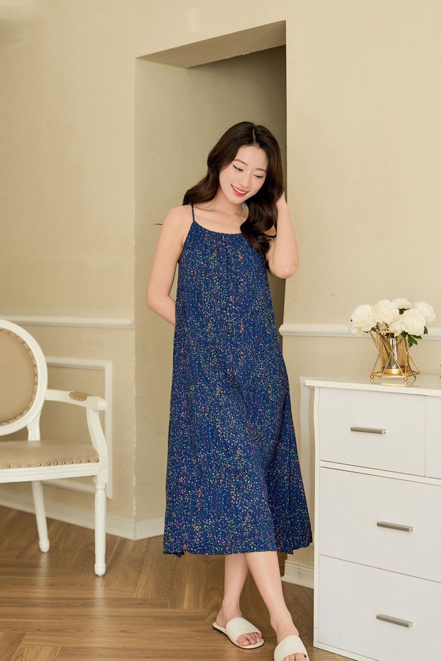 Bản tình ca mềm mại với váy vải lanh - Ảnh 2.