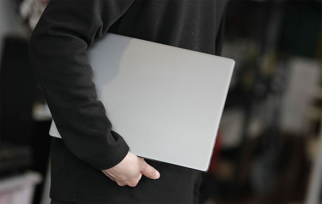 Loạt laptop AI ti&ecirc;n phong d&ugrave;ng chip Ryzen AI 400 Series mới ở Việt Nam- Ảnh 4.