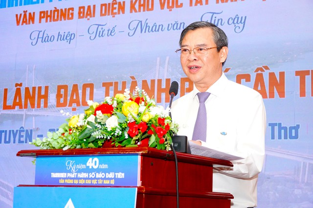 Báo Thanh Niên giữ tinh thần vượt khó như thế hệ mở đường- Ảnh 6. Báo Thanh Niên giữ tinh thần vượt khó như thế hệ mở đường- Ảnh 6.
