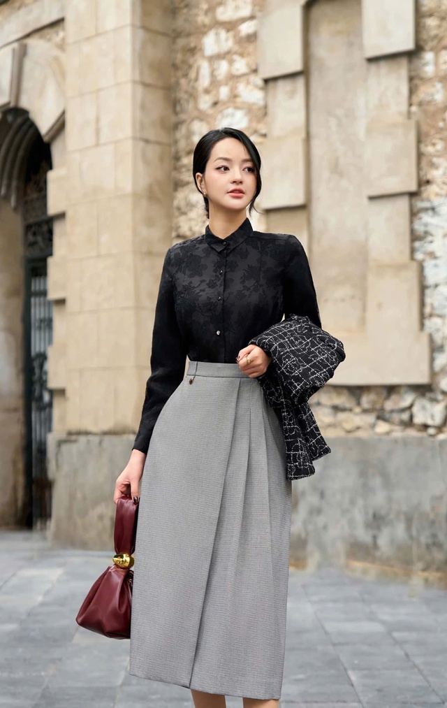 Sự tinh tế gói gọn trong những thiết kế áo blouse - Ảnh 2.