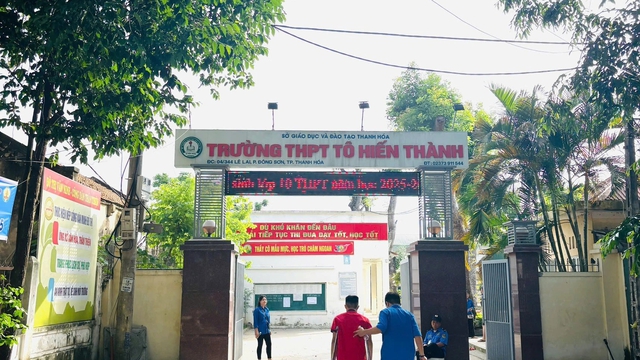 Vụ sai lệch điểm thi tại Trường THPT T&ocirc; Hiến Th&agrave;nh: C&ocirc;ng an v&agrave;o cuộc kiểm tra - Ảnh 1.