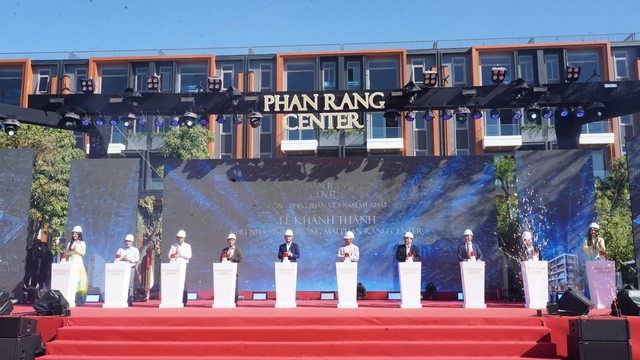 Khánh thành khu phố thương mại, kỳ vọng tạo động lực mới cho Phan Rang- Ảnh 1. Khánh thành khu phố thương mại, kỳ vọng tạo động lực mới cho Phan Rang- Ảnh 1.