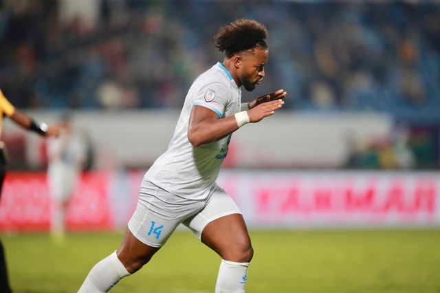 Xu&acirc;n Son ghi b&agrave;n b&ugrave;ng nổ, CLB Nam Định đ&aacute;nh bại Singapore: V&agrave;o b&aacute;n kết giải v&ocirc; địch CLB ASEAN- Ảnh 3.