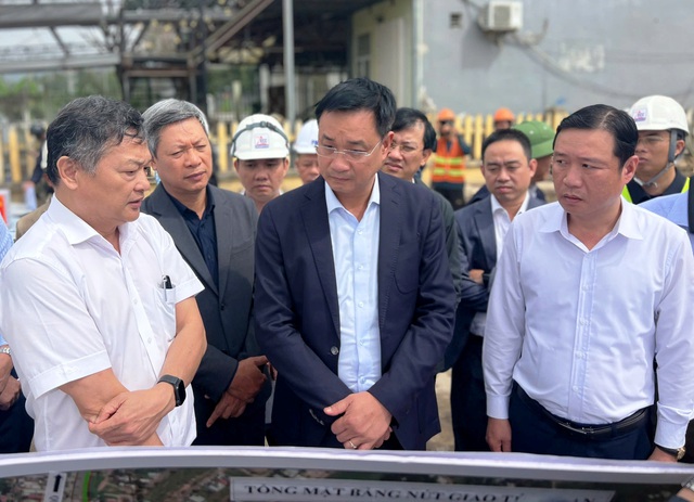 QL14B thi công 'rùa bò':Bí thư Đà Nẵng 'lệnh' trảm nhà thầu nếu tiếp tục chây ì - Ảnh 2.