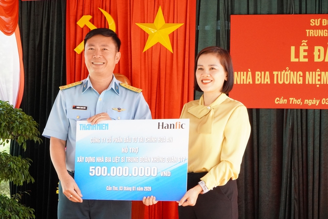 B&aacute;o Thanh Ni&ecirc;n dựng bia tưởng niệm 18 liệt sĩ tại Trung đo&agrave;n Kh&ocirc;ng qu&acirc;n 917- Ảnh 8.