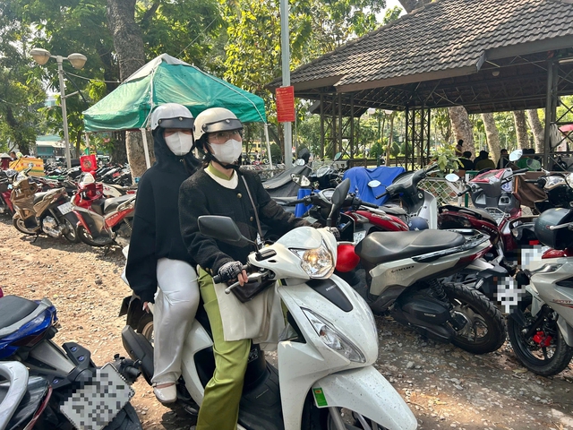 Metro cho gửi xe qua đêm: Người dân lưu ý ngay điều gì?- Ảnh 2. Metro cho gửi xe qua đêm: Người dân lưu ý ngay điều gì?- Ảnh 2.