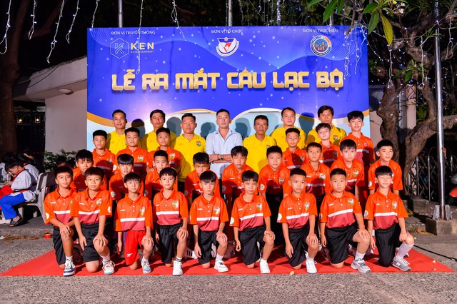 Ra mắt CLB B&oacute;ng đ&aacute; trẻ B&agrave; Rịa - Vũng T&agrave;u, mang kỳ vọng đặc biệt...- Ảnh 1.
