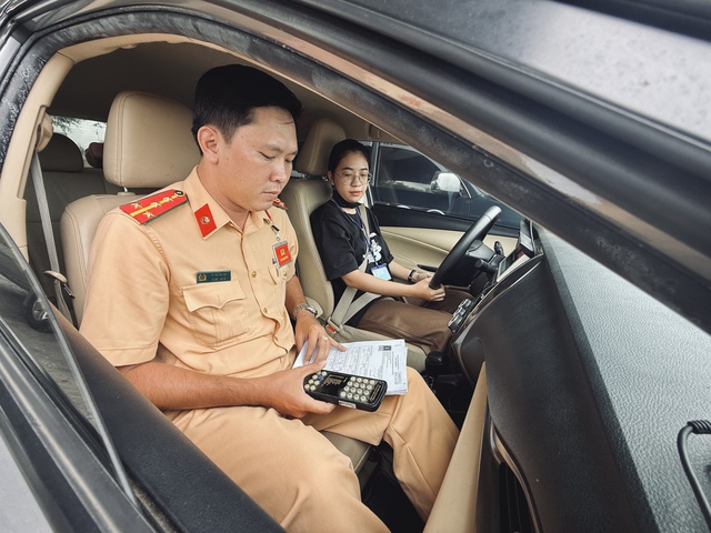 Phí thi sát hạch lái xe thay đổi: Người bỏ thi không được hoàn phí từ năm 2026- Ảnh 1. Phí thi sát hạch lái xe thay đổi: Người bỏ thi không được hoàn phí từ năm 2026- Ảnh 1.