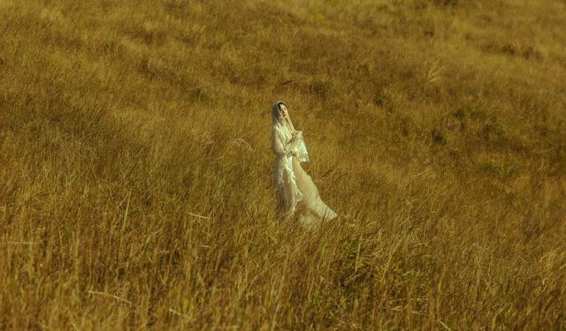 Mách chị em mê chụp ảnh chọn đồ cho show chụp mùa xuân Mách chị em mê chụp ảnh chọn đồ cho show chụp mùa xuân- Ảnh 2.