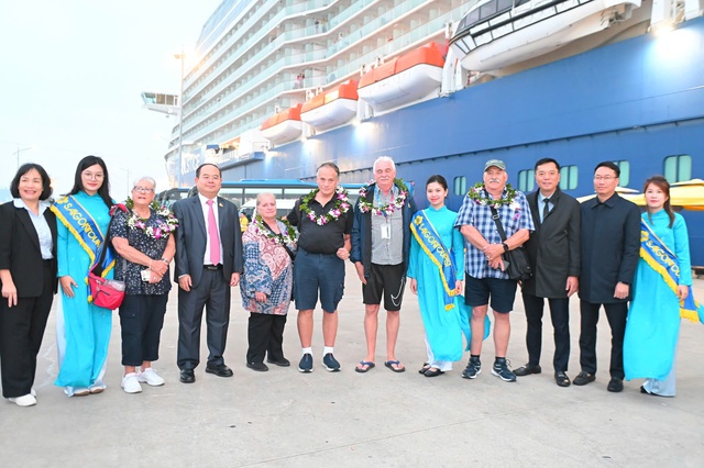 Du lịch Quảng Ninh 'bùng nổ' dịp tết Dương lịch 2026- Ảnh 1. Du lịch Quảng Ninh 'bùng nổ' dịp tết Dương lịch 2026- Ảnh 1.