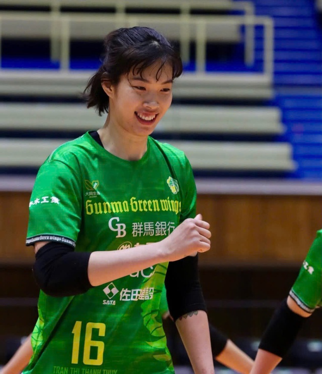 Thanh Thúy cùng CLB Gunma Green Wings ngược dòng bất thành tại giải bóng chuyền Nhật Bản- Ảnh 1. Thanh Thúy cùng CLB Gunma Green Wings ngược dòng bất thành tại giải bóng chuyền Nhật Bản- Ảnh 1.