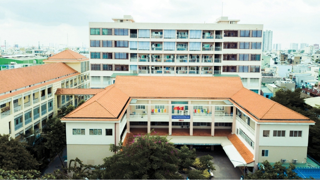 Bệnh viện Đa khoa Lãnh Binh Thăng: Trái tim gần dân - Ảnh 1.