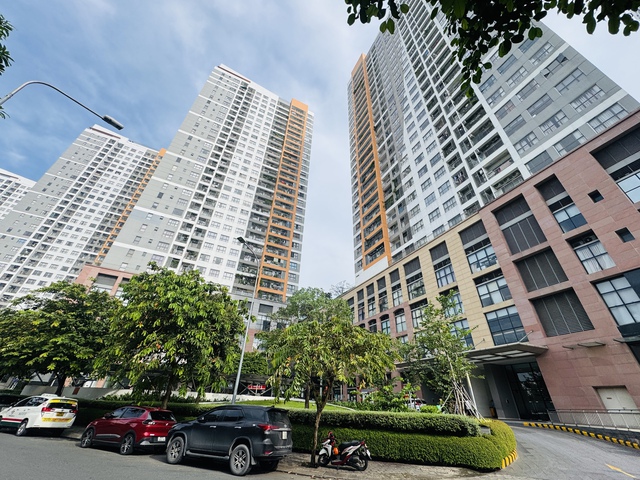 Cầm tiền tỉ tìm mua nhà vẫn khó- Ảnh 1. Cầm tiền tỉ tìm mua nhà vẫn khó- Ảnh 1.