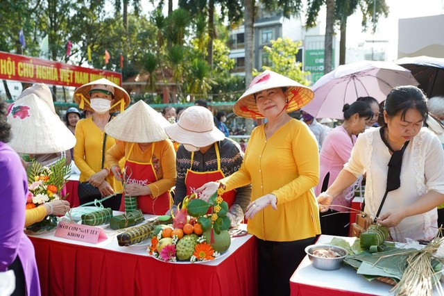 SABECO tôn vinh văn hóa Việt qua chiến dịch ‘Chung vị Tết Việt-Gắn kết muôn miền’ - Ảnh 2.
