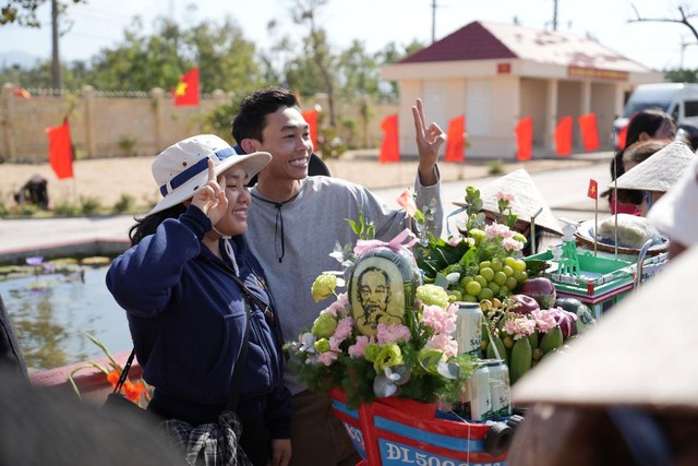 SABECO tôn vinh văn hóa Việt qua chiến dịch ‘Chung vị Tết Việt-Gắn kết muôn miền’ - Ảnh 3.