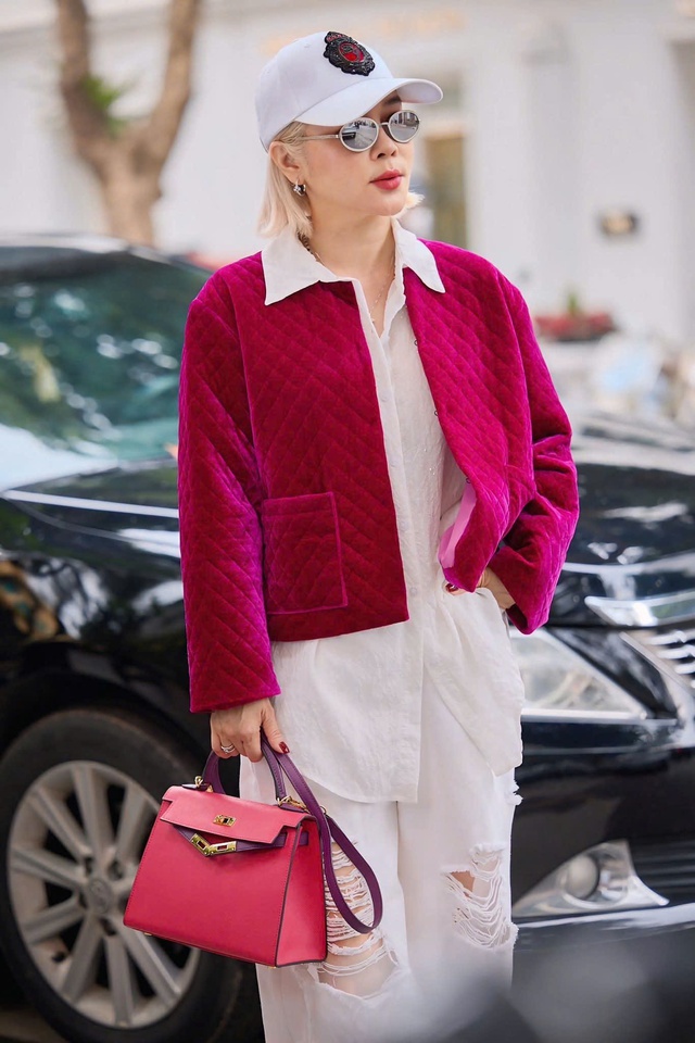 Phong cách thời trang sành điệu của chuyên gia thẩm mỹ Hà Nội - Ảnh 7.