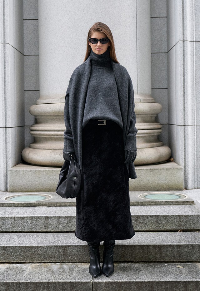 Vẻ đẹp hình học thanh lịch của chân váy chữ A - Ảnh 5.