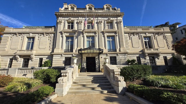 Những s&acirc;n chơi của giới tinh hoa nước Mỹ - Ảnh 1.