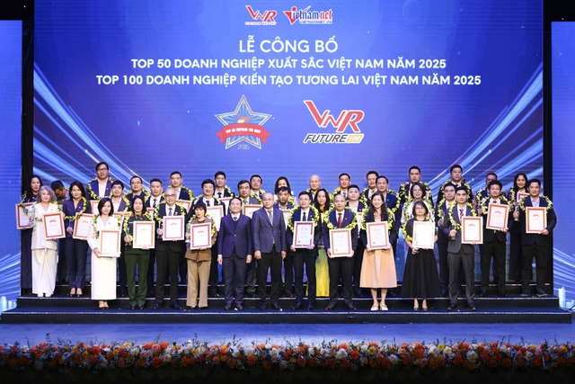 LPBank gia nhập Top 50 Doanh nghiệp xuất sắc Việt Nam: Dấu ấn của sự bứt ph&aacute;- Ảnh 2.