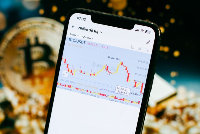 Gi&aacute; Bitcoin h&ocirc;m nay 30.1.2026: BTC giảm sốc, thổi bay gần 1 tỉ USD - Ảnh 1.