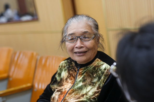 X&uacute;c động khi 'gặp lại' &ocirc;ng nội trong khu lưu giữ thi h&agrave;i ở TP.HCM - Ảnh 4.