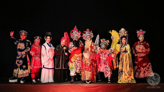 Chuyện về Hiếu Văn Ngư v&agrave; c&ocirc; g&aacute;i 9X 'quảng b&aacute; di sản  to&agrave;n thời gian' - Ảnh 2.