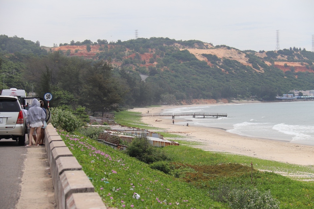 Lâm Đồng tháo gỡ khó khăn cho 359 dự án ngòai ngân sách năm 2026 - Ảnh 4. Lâm Đồng tháo gỡ khó khăn cho 359 dự án ngòai ngân sách năm 2026 - Ảnh 4.